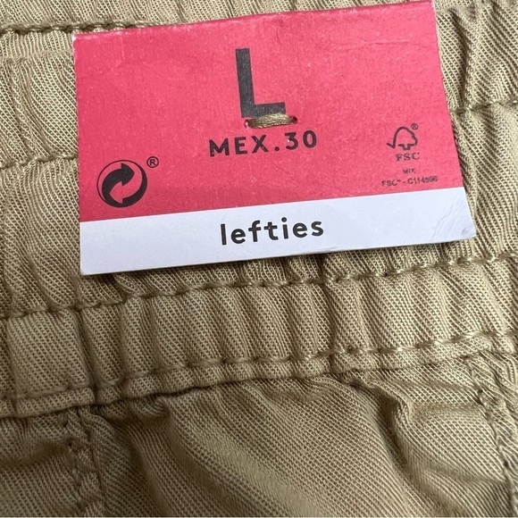 NWT Lefties 100% lyocell khaki pleated pull on shorts L - Picture 6 of 7